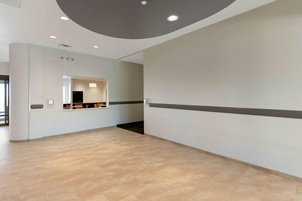 Studio 6 Austin Airport Екстер'єр фото