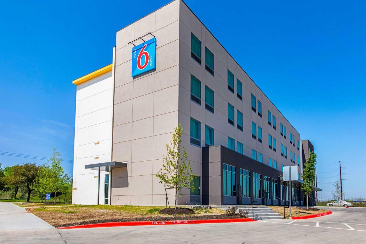 Studio 6 Austin Airport Екстер'єр фото