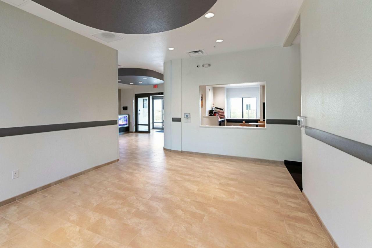 Studio 6 Austin Airport Екстер'єр фото